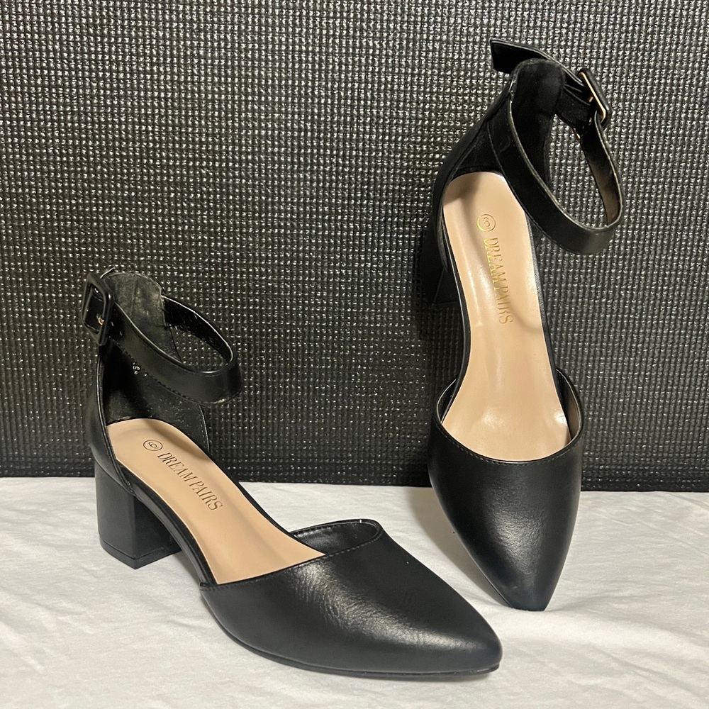 DREAM PAIRS Black Ankle Strap Pointed Toe with Block Heel